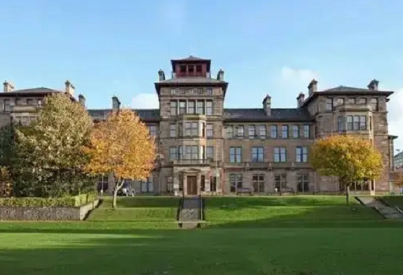 南安普頓大學商科課程預習